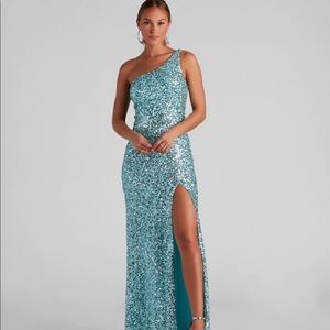 Windsor Prom dress
